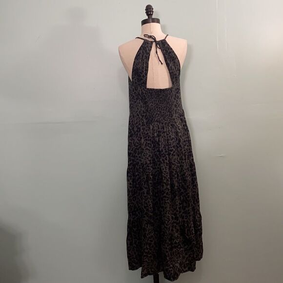 Old Navy Cheetah Grey Halter Tiered Maxi Dress - Picture 4 of 6